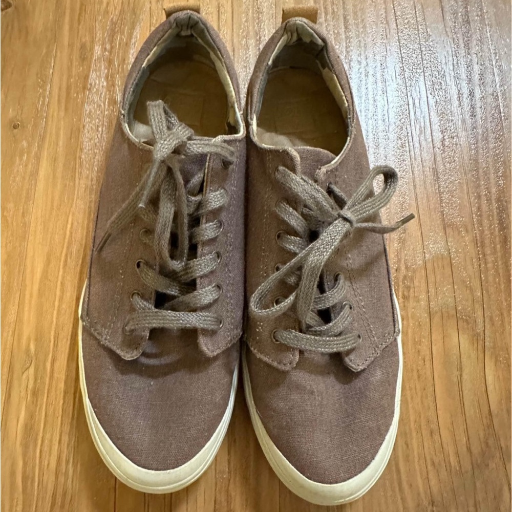 Reef Brown Canvas Sneakers size 7